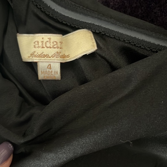 Aidan Mattox black one sleeve cocktail dress size 4 - Picture 3 of 3